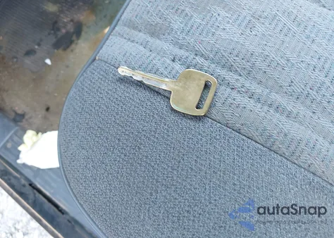 1999 Toyota Tacoma Prerunner V6 from USA, damaged, VIN 4TASN92N4XZ566820